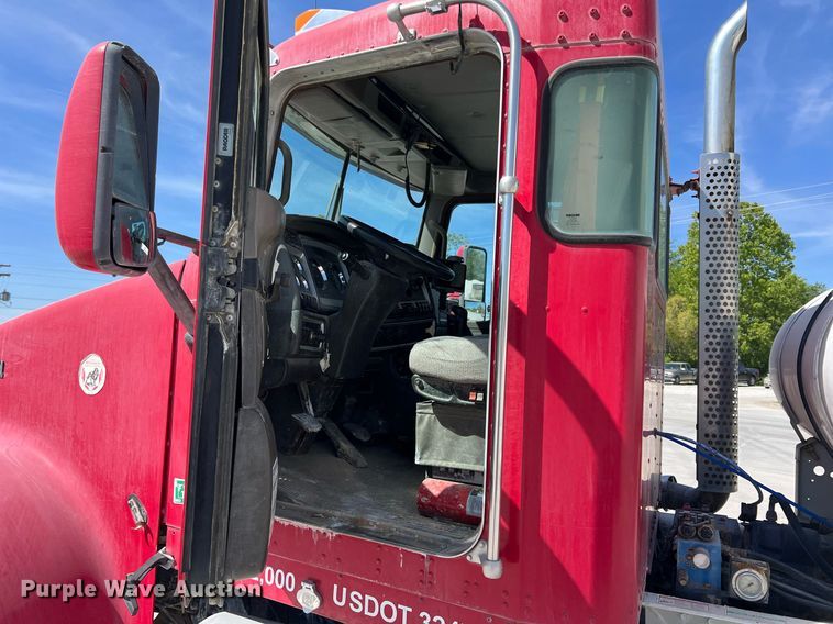 image for item LG9084 2014 Kenworth W900  ready mix truck