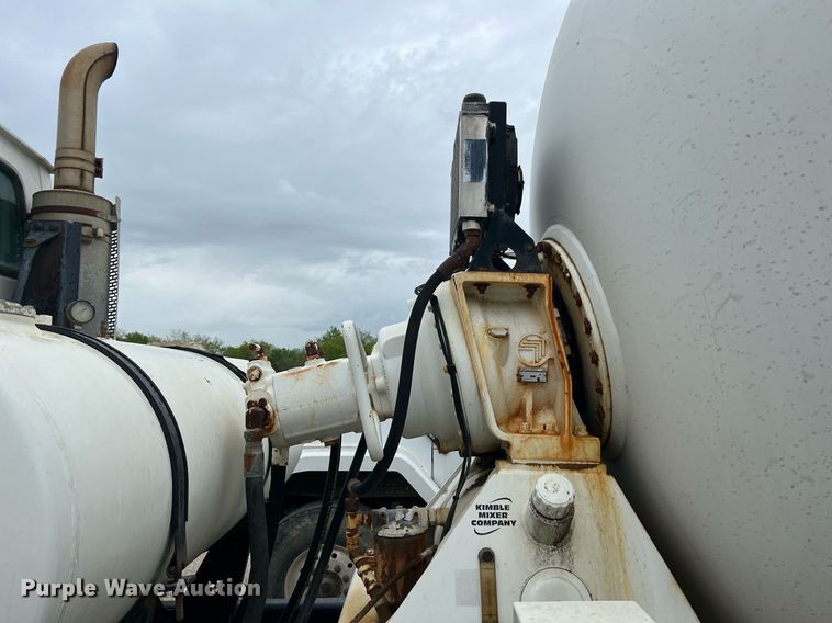 image for item LG9099 2007 Sterling L9500  ready mix truck