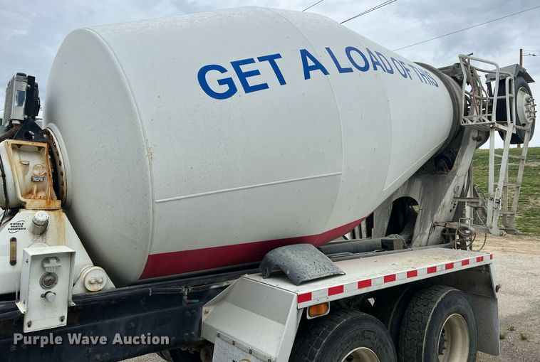 image for item LG9099 2007 Sterling L9500  ready mix truck