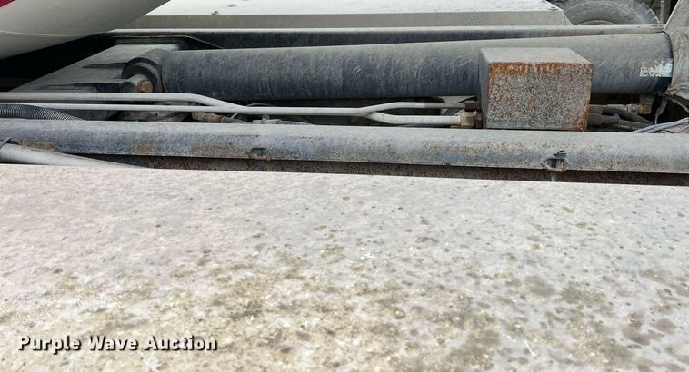 image for item LG9099 2007 Sterling L9500  ready mix truck