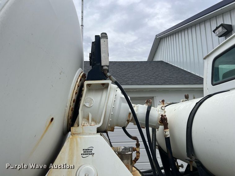 image for item LG9099 2007 Sterling L9500  ready mix truck