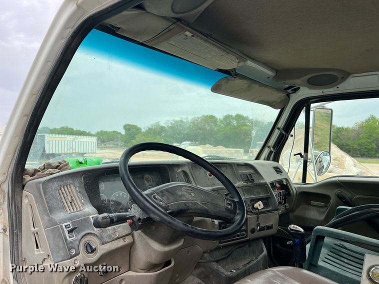 image for item LG9099 2007 Sterling L9500  ready mix truck