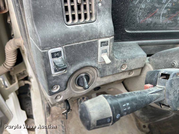 image for item LG9099 2007 Sterling L9500  ready mix truck