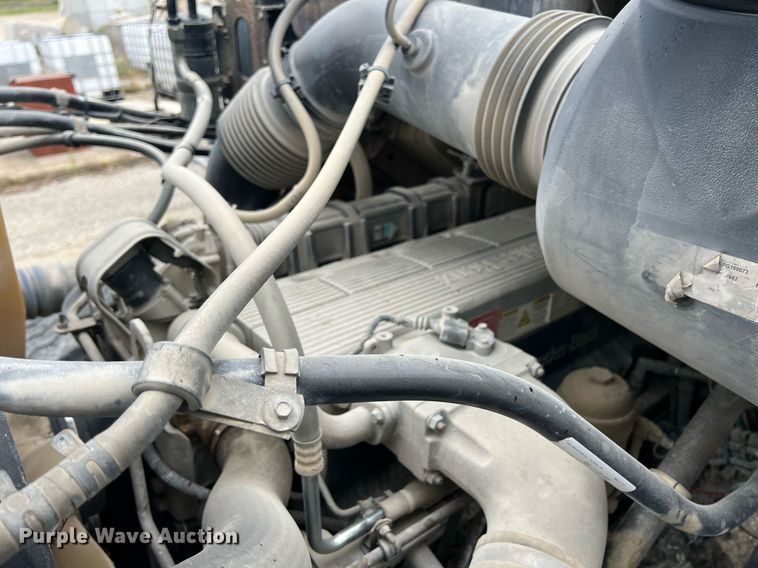 image for item LG9099 2007 Sterling L9500  ready mix truck