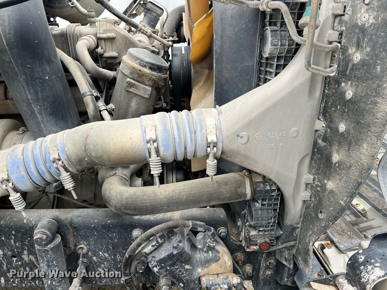 image for item LG9099 2007 Sterling L9500  ready mix truck