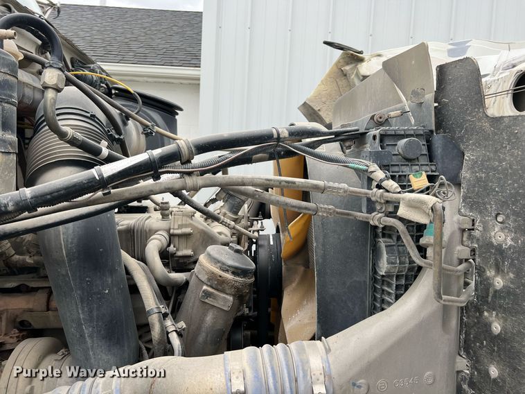 image for item LG9099 2007 Sterling L9500  ready mix truck