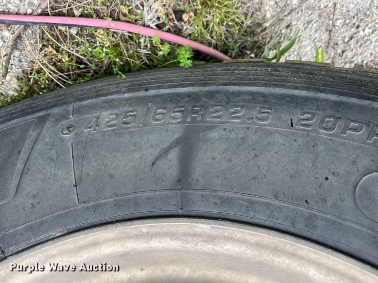 image for item LG9099 2007 Sterling L9500  ready mix truck