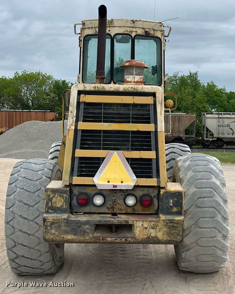 image for item LG9100 1979 International 530  wheel loader