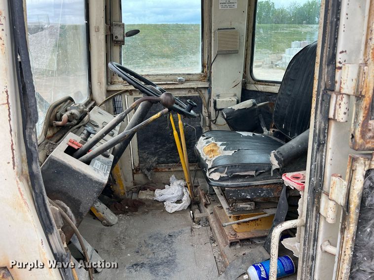 image for item LG9100 1979 International 530  wheel loader