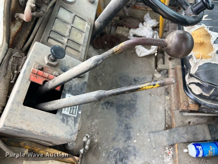 image for item LG9100 1979 International 530  wheel loader