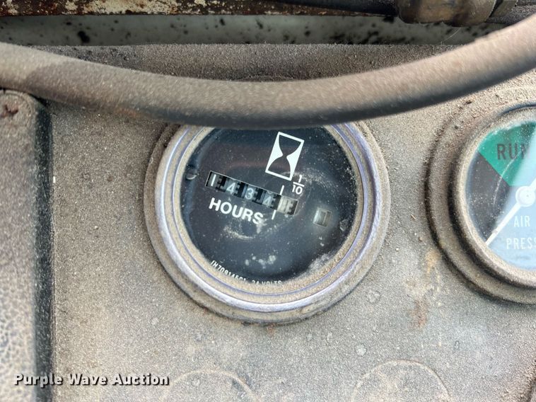 image for item LG9100 1979 International 530  wheel loader