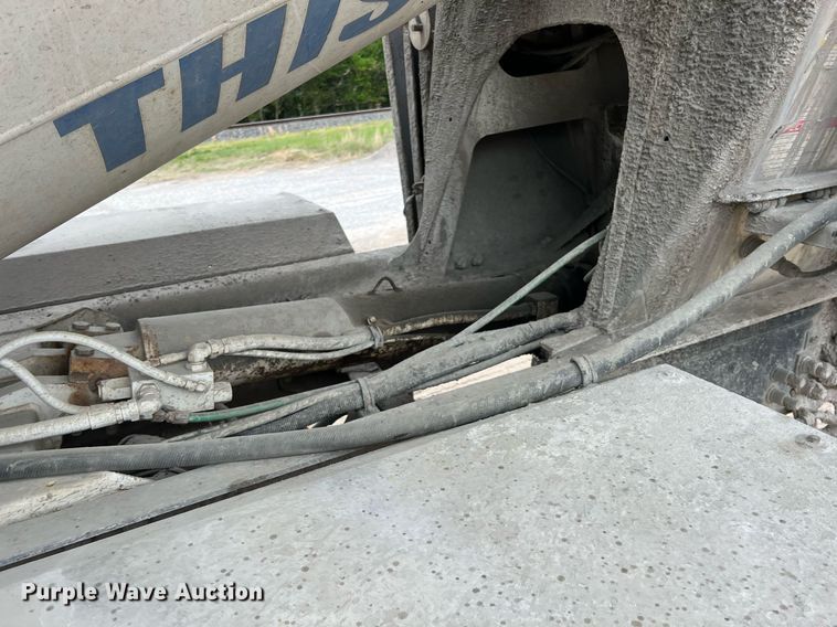 image for item LG9101 2004 Kenworth W900  ready mix truck