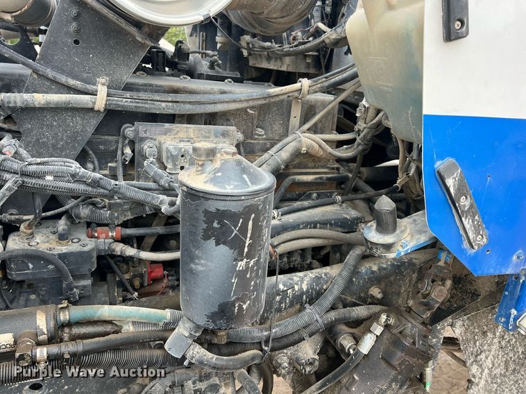 image for item LG9101 2004 Kenworth W900  ready mix truck