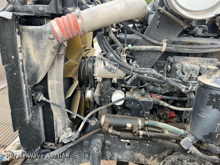 image for item LG9101 2004 Kenworth W900  ready mix truck