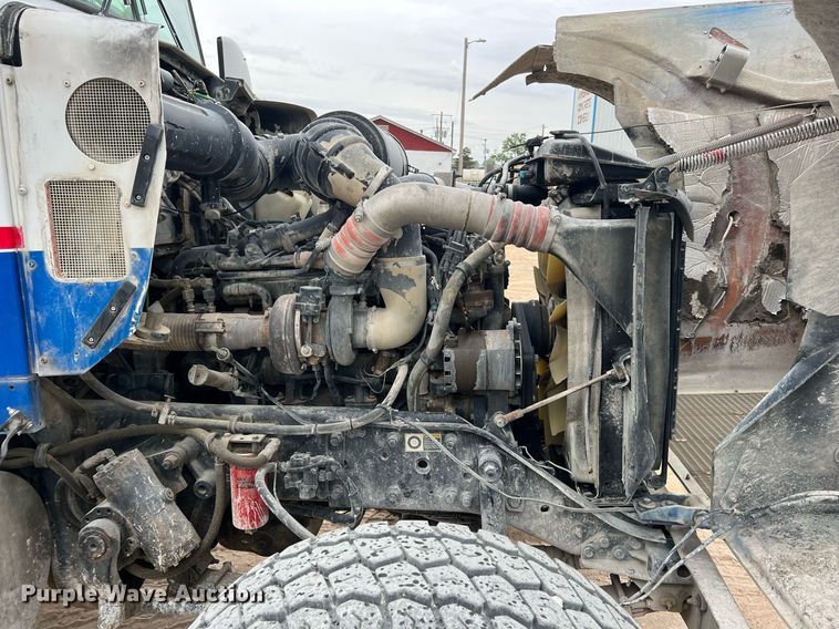 image for item LG9101 2004 Kenworth W900  ready mix truck