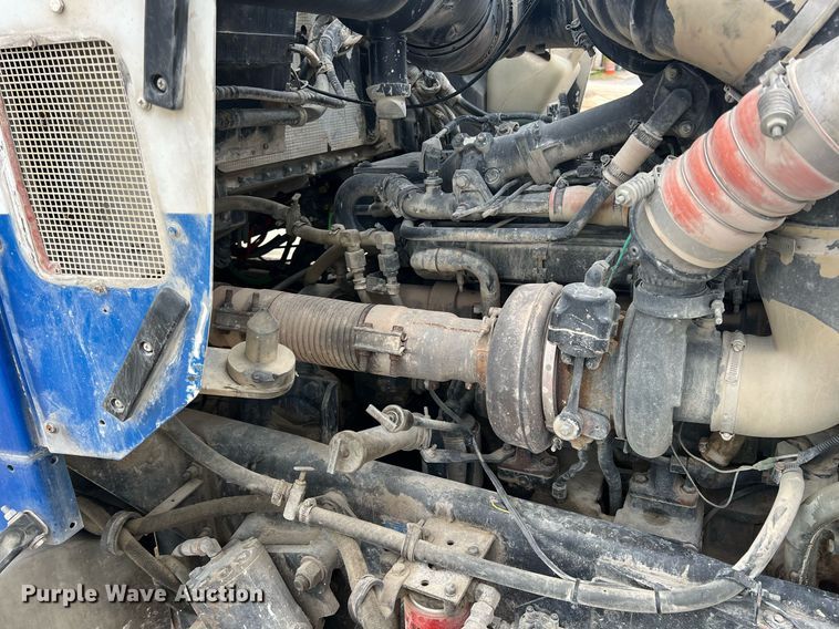 image for item LG9101 2004 Kenworth W900  ready mix truck