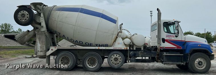 image for item LG9102 2014 Freightliner 114SD  ready mix truck