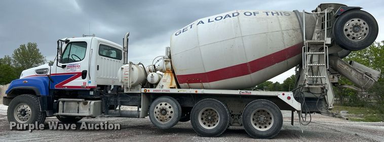 image for item LG9102 2014 Freightliner 114SD  ready mix truck