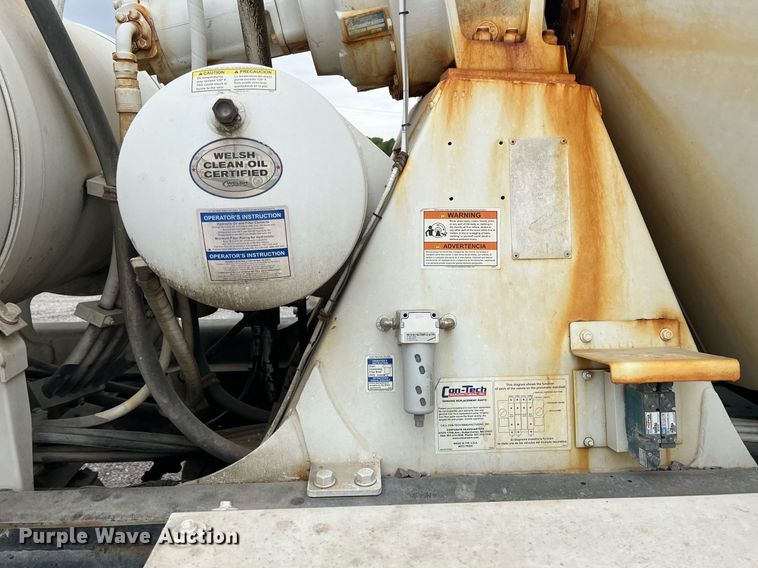 image for item LG9102 2014 Freightliner 114SD  ready mix truck