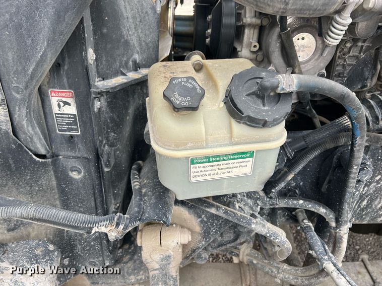 image for item LG9102 2014 Freightliner 114SD  ready mix truck