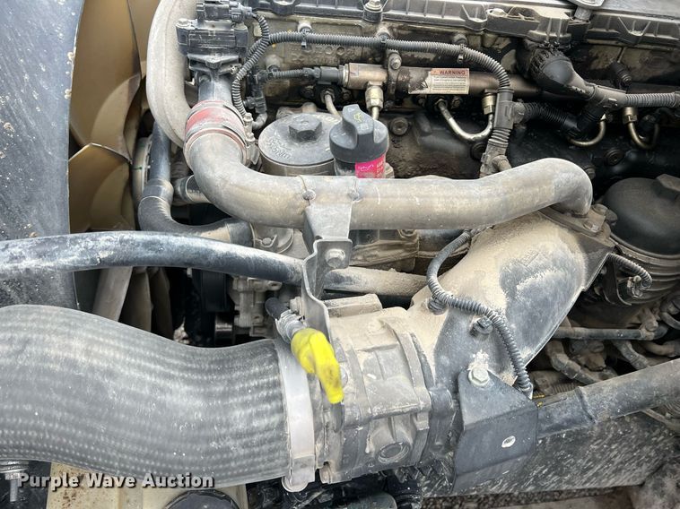 image for item LG9102 2014 Freightliner 114SD  ready mix truck