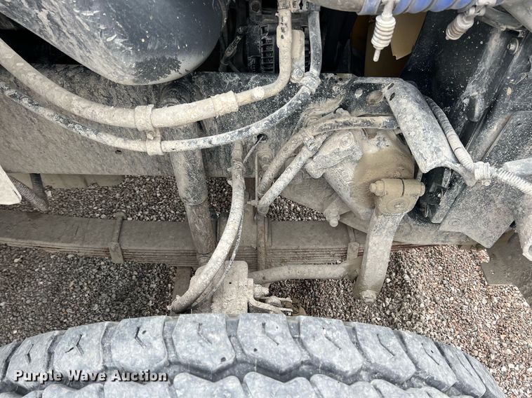 image for item LG9102 2014 Freightliner 114SD  ready mix truck