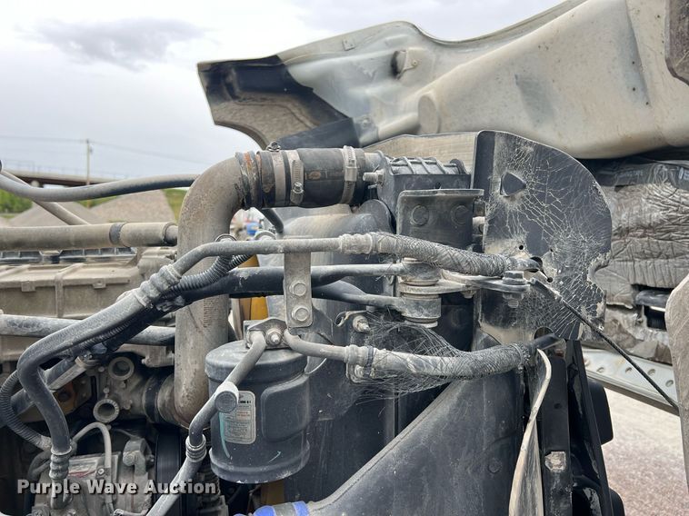 image for item LG9102 2014 Freightliner 114SD  ready mix truck