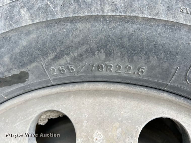 image for item LG9102 2014 Freightliner 114SD  ready mix truck