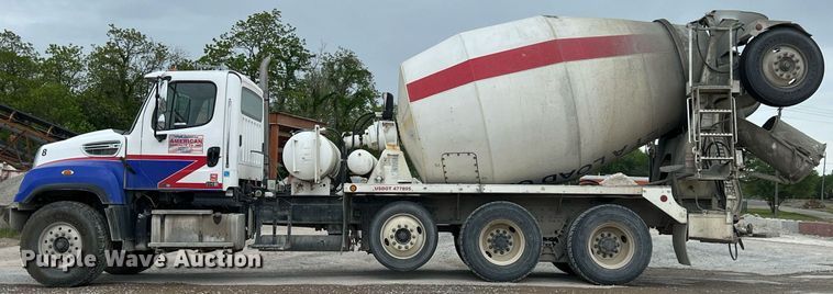 image for item LG9103 2014 Freightliner 114SD  ready mix truck