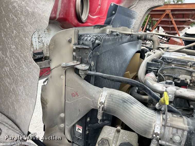 image for item LG9103 2014 Freightliner 114SD  ready mix truck