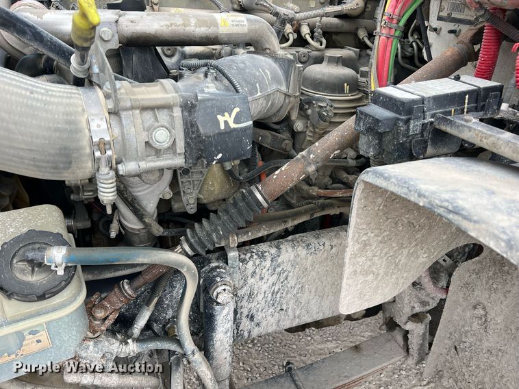 image for item LG9103 2014 Freightliner 114SD  ready mix truck