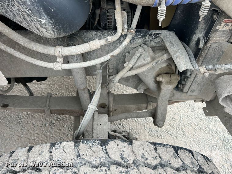 image for item LG9103 2014 Freightliner 114SD  ready mix truck