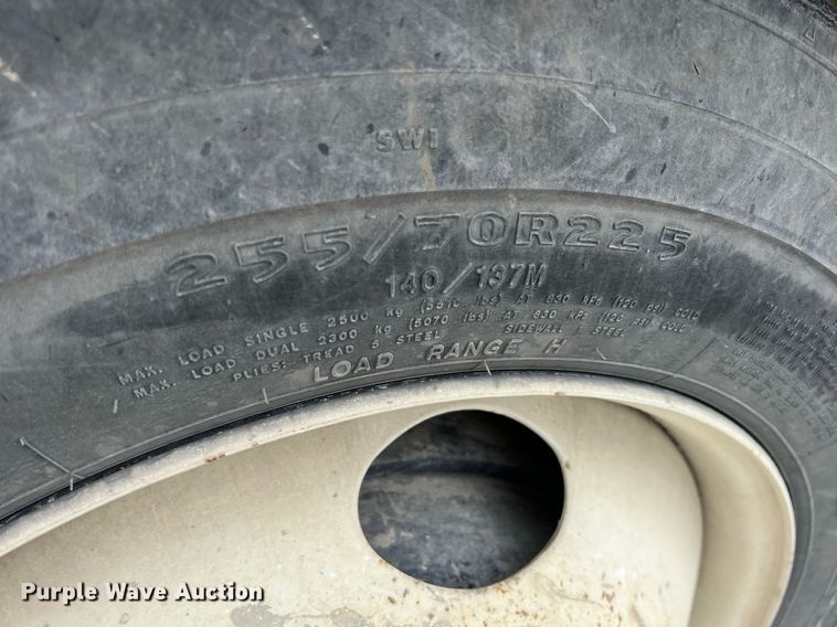 image for item LG9103 2014 Freightliner 114SD  ready mix truck