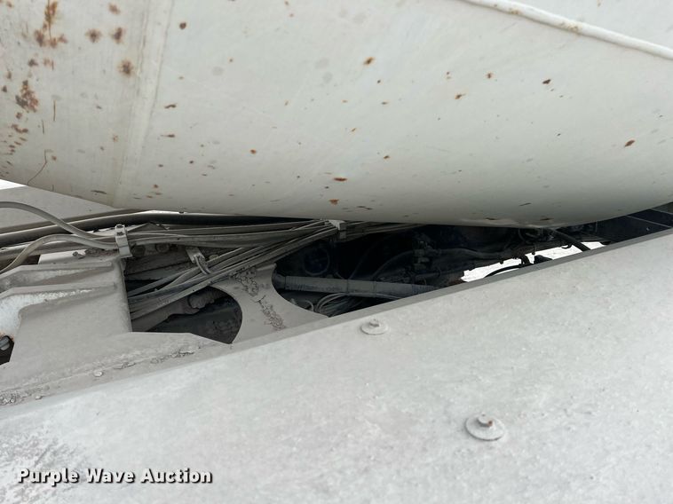 image for item LG9104 2001 Volvo Autocar  ready mix truck