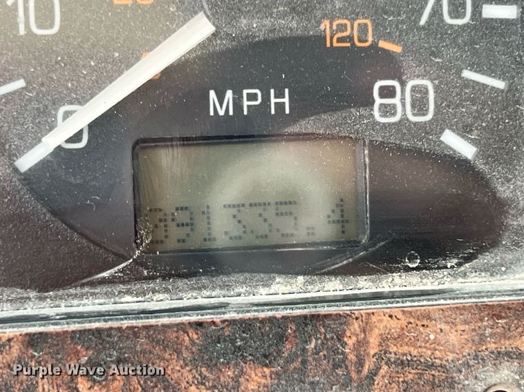 image for item LG9104 2001 Volvo Autocar  ready mix truck