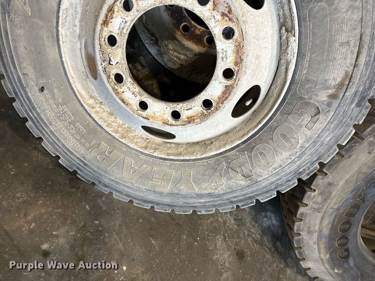 image for item LN9207 (6) 11R22.5 tires