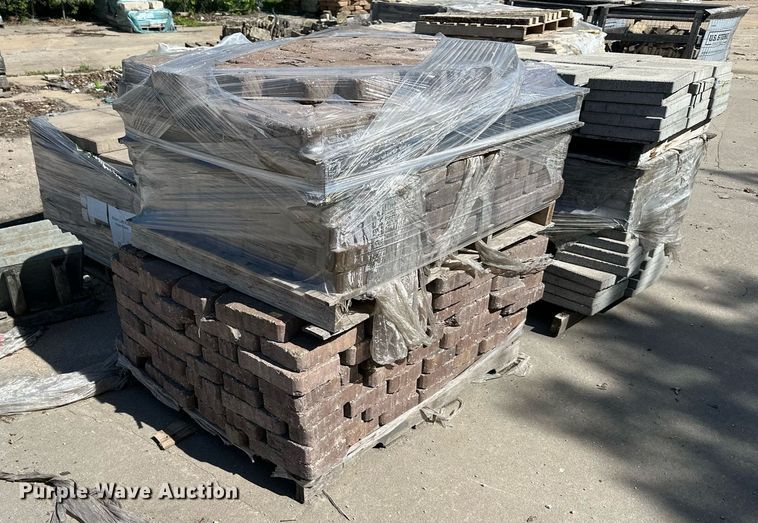 image for item LN9209 Approximately 686 concrete pavers