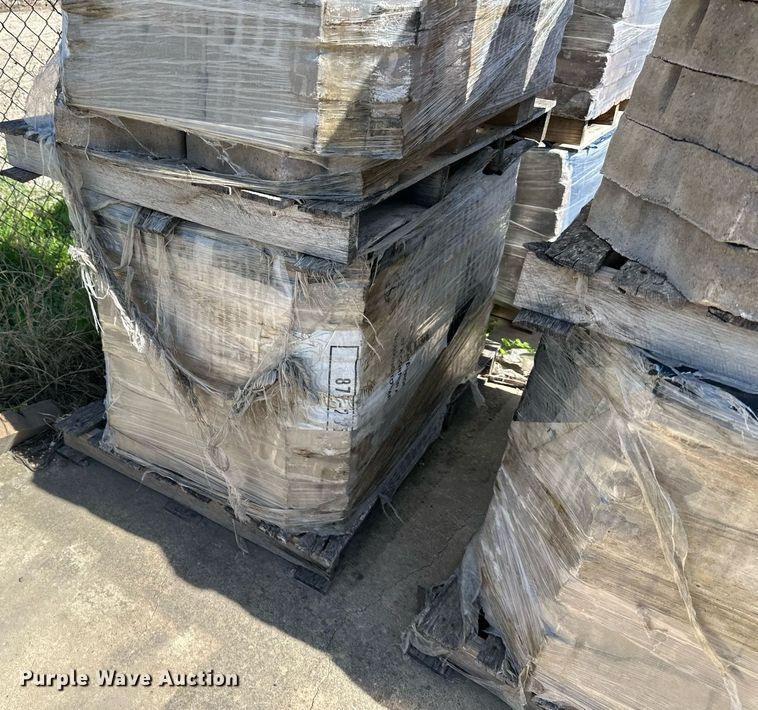 image for item LN9219 (440) Mega Arbel concrete pavers