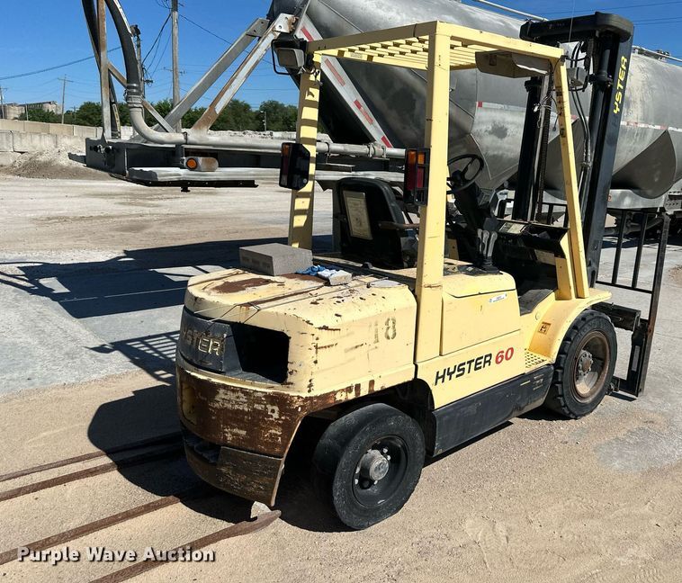 image for item LN9220 Hyster H60XM  forklift