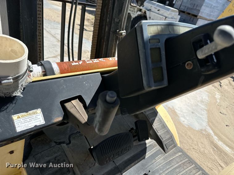 image for item LN9220 Hyster H60XM  forklift