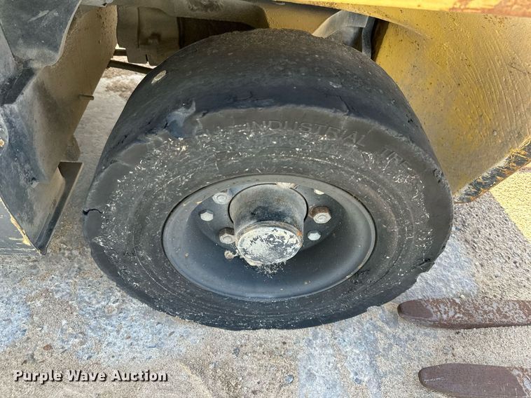 image for item LN9220 Hyster H60XM  forklift