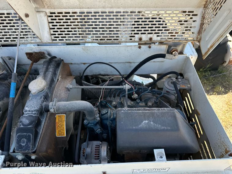 image for item LN9223 Tail Gator 5000AWD  forklift