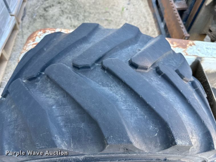 image for item LN9223 Tail Gator 5000AWD  forklift