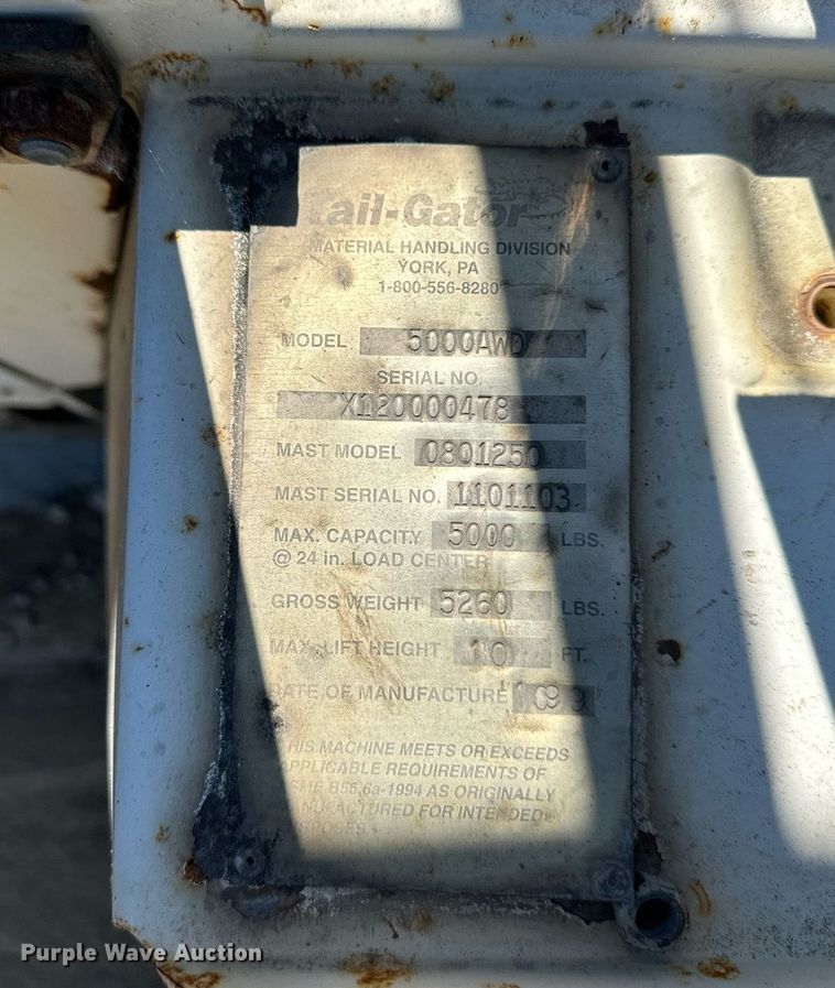 image for item LN9223 Tail Gator 5000AWD  forklift