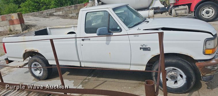 image for item LW9562 1995 Ford F150  pickup truck