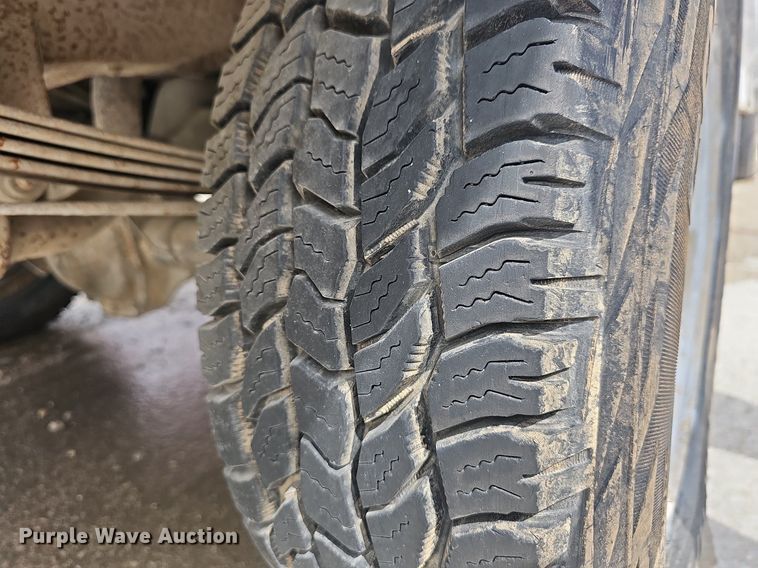 image for item LW9562 1995 Ford F150  pickup truck