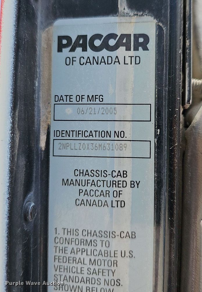 image for item LW9563 2006 Peterbilt 335  ready mix truck