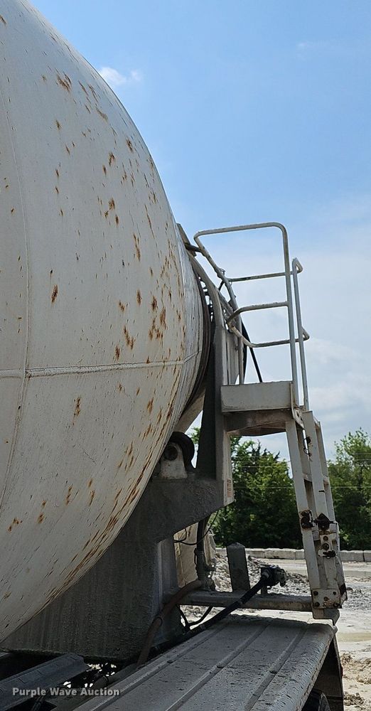 image for item LW9564 2006 Sterling L-Line  ready mix truck