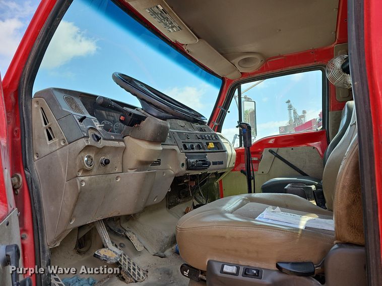 image for item LW9564 2006 Sterling L-Line  ready mix truck