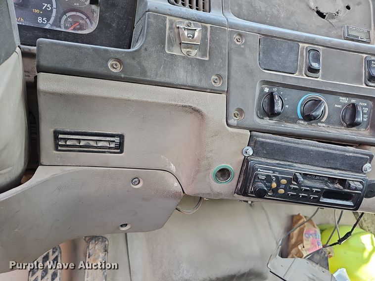 image for item LW9564 2006 Sterling L-Line  ready mix truck